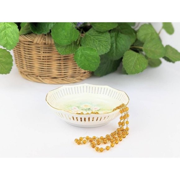 Antique 1890s Porcelain Openwork Vanity Dish Lattice Reticulated Porcelain Bowl - Picture 4 of 10